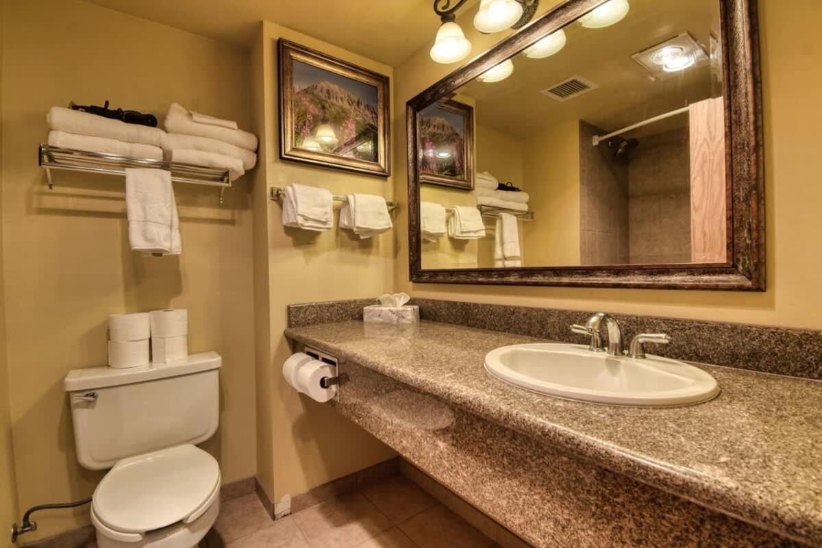 Studio 115 Perfect Location With Pool And Hot Tub Crested Butte Eksteriør billede